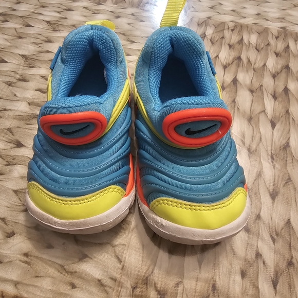 Nike Dynamo Free Sneaker Baby, Walker, & Toddler - Picture 1 of 7